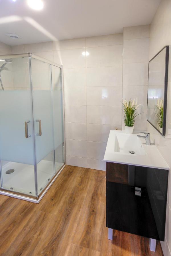 Modern Apartment With Garden Fátima Exteriör bild
