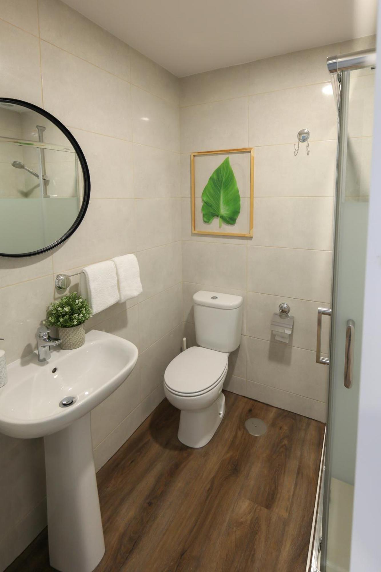 Modern Apartment With Garden Fátima Exteriör bild